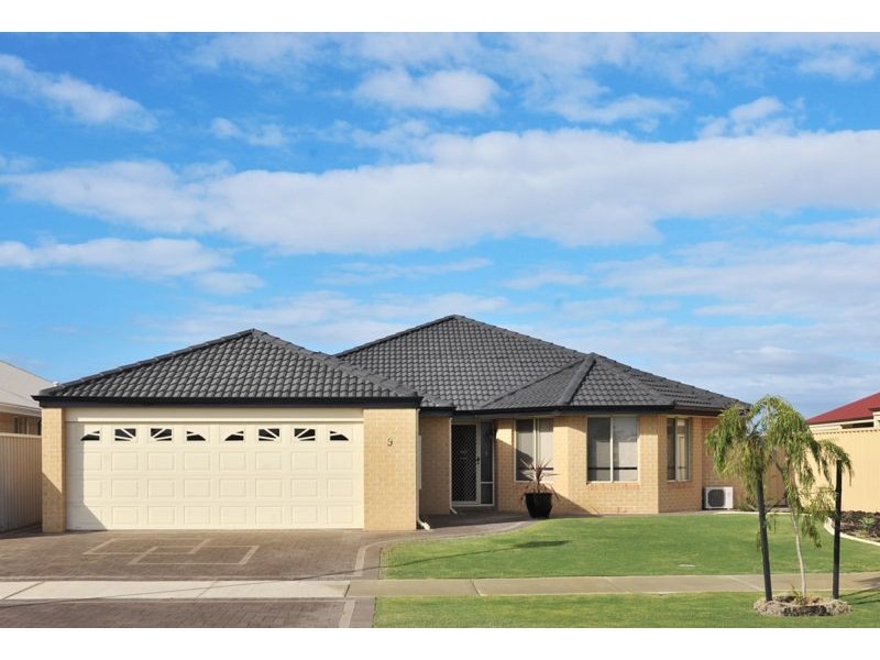 9 Mistral Bend, Yalyalup WA 6280