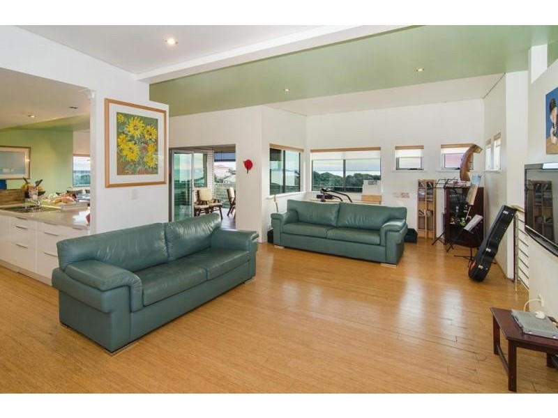 10 Gwenydd Way, Peppermint Grove Beach WA 6271