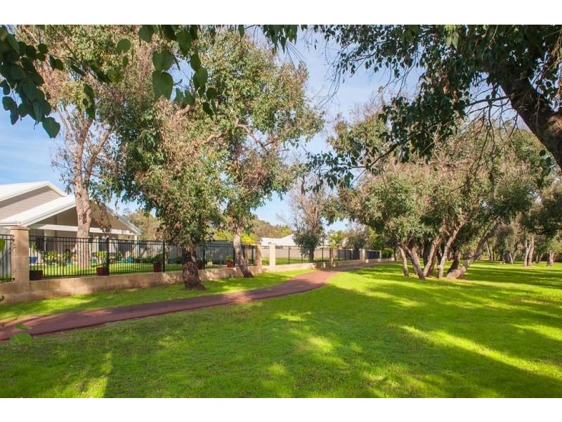 9 Meadow View, Busselton WA 6280