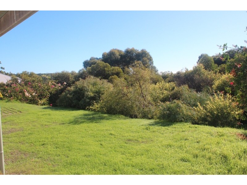 27 Eagle Bay Road, Eagle Bay WA 6281