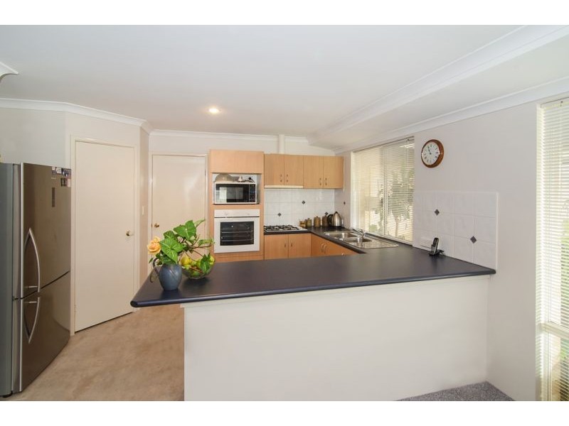 20 Pigeon Rise, Geographe WA 6280