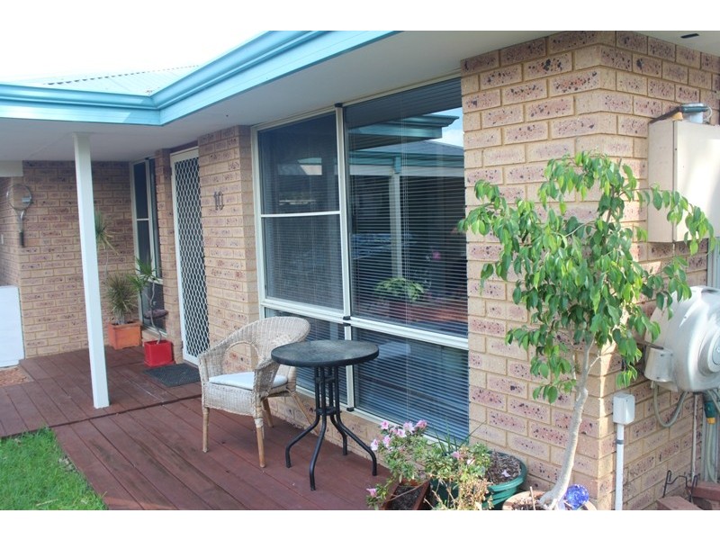 10 Larch Loop, Margaret River WA 6285