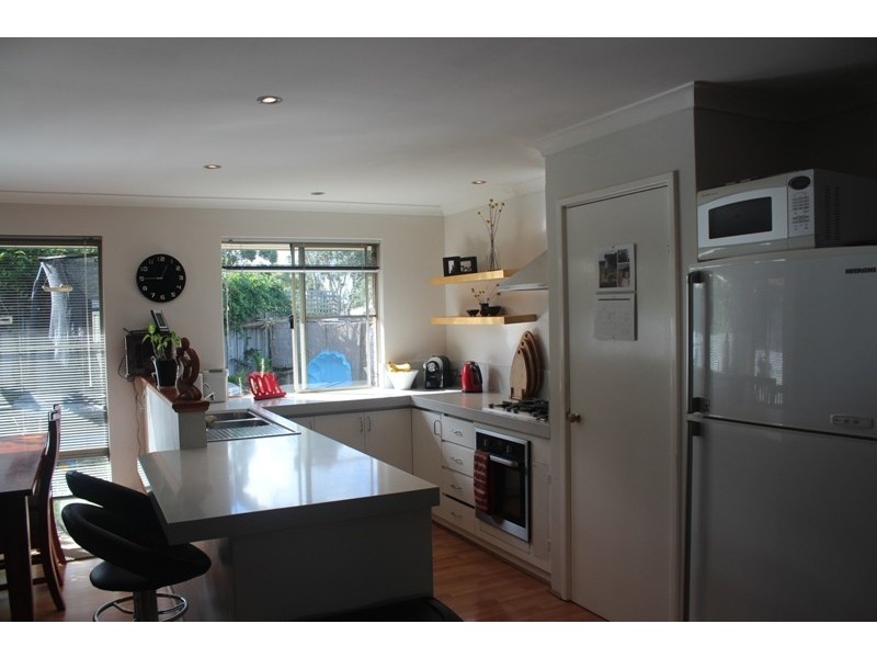 10 Larch Loop, Margaret River WA 6285