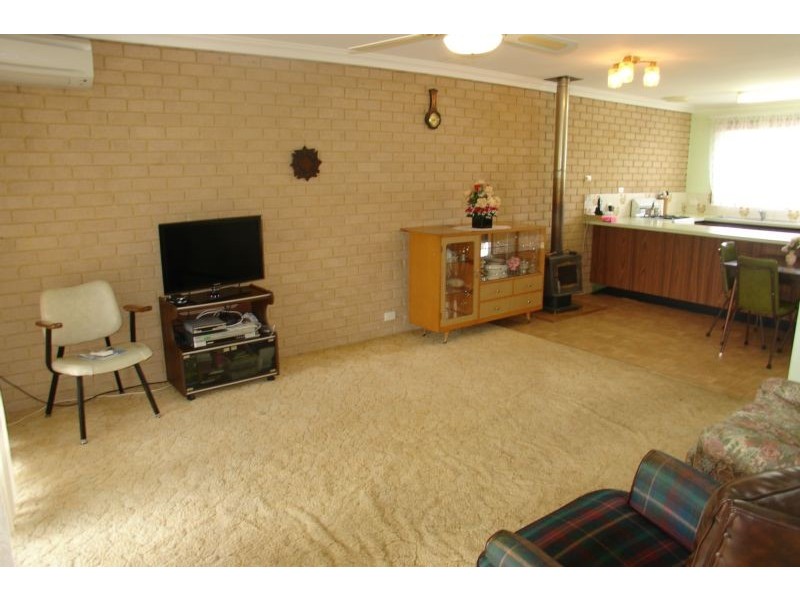 1/4 Court Street, West Busselton WA 6280