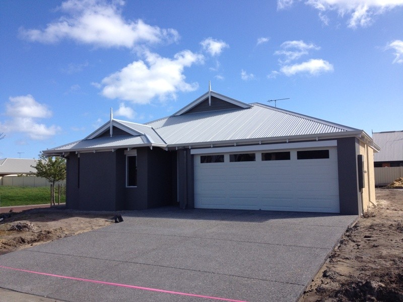 14 Tip Dray Terrace, Busselton WA 6280