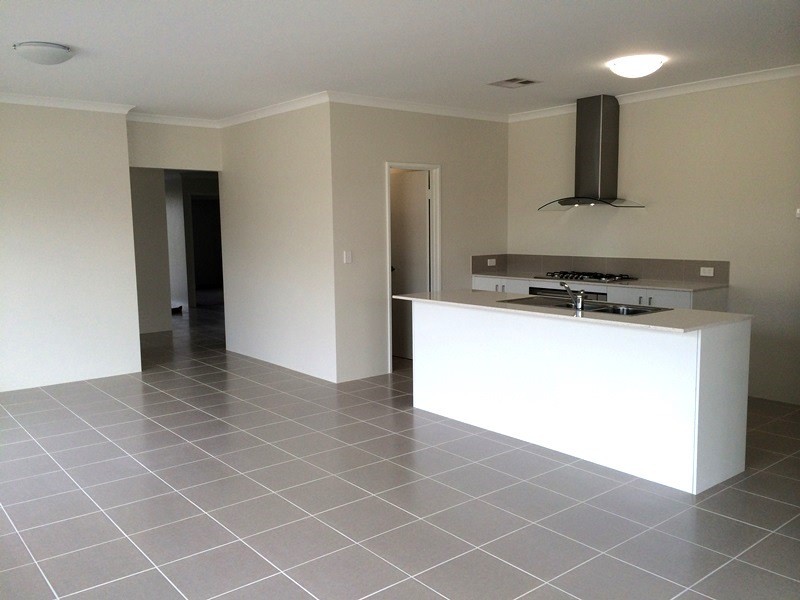 14 Tip Dray Terrace, Busselton WA 6280