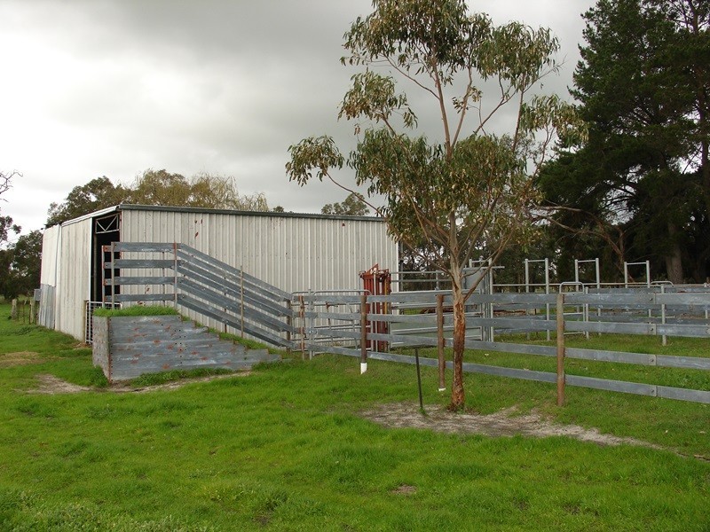 556 Chapman Hill Road, Ambergate WA 6280