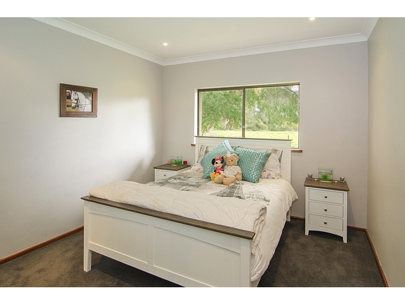 42 Inlet Drive, Reinscourt WA 6280