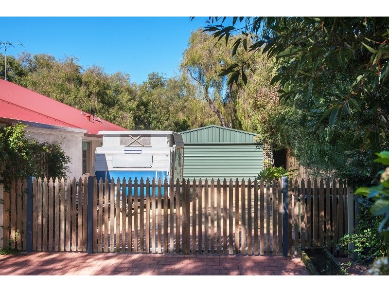 12 Klaehn Crescent, Yalyalup WA 6280