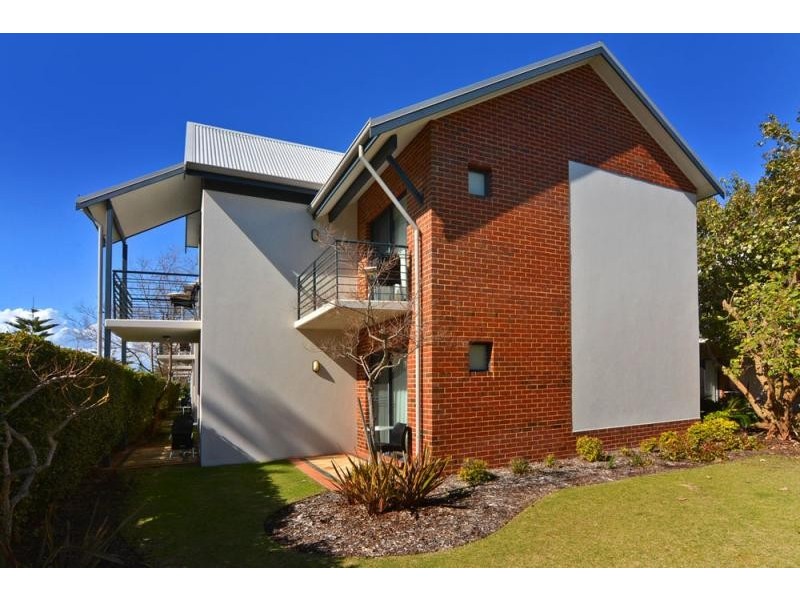 16/14 Lyons Cove, Bunbury WA 6230