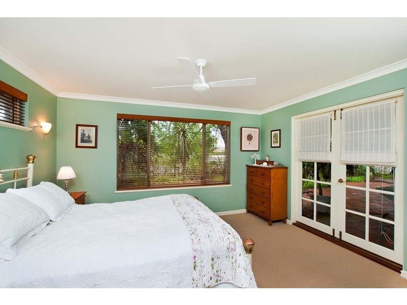 1 Jones Way, Abbey WA 6280