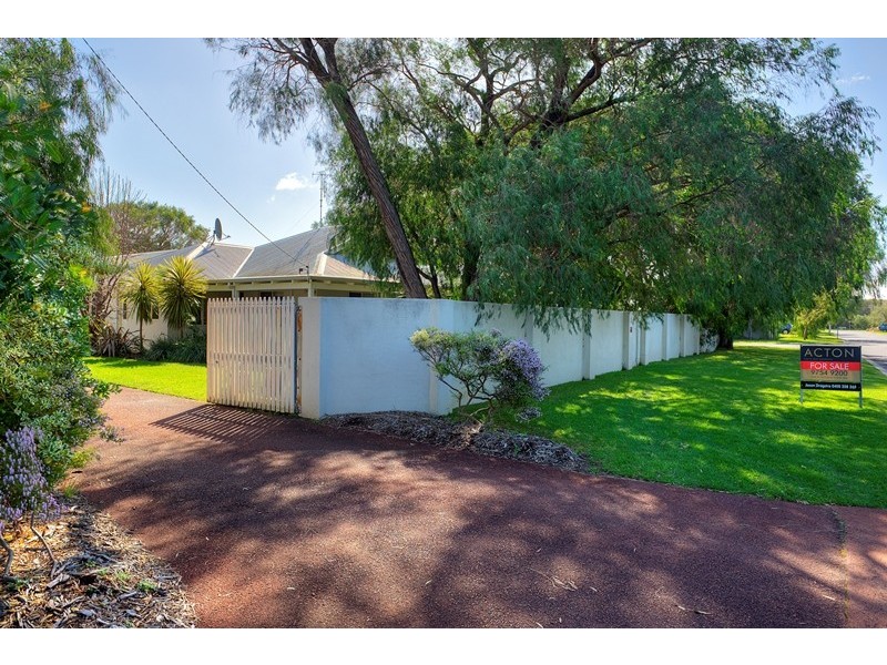 1 Jones Way, Abbey WA 6280