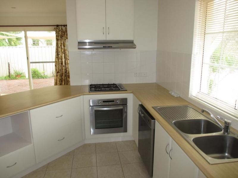 8/26 West Street, Busselton WA 6280