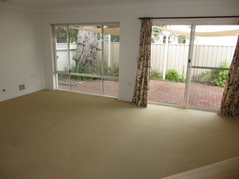 8/26 West Street, Busselton WA 6280