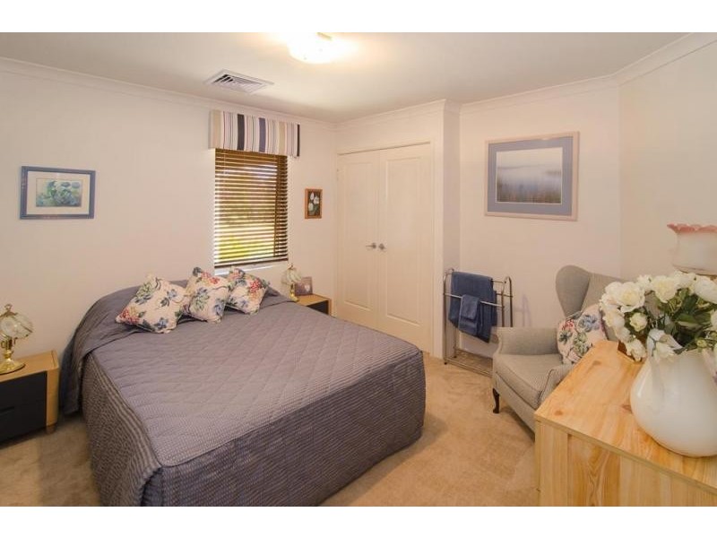 13 Hawker Approach, Yalyalup WA 6280