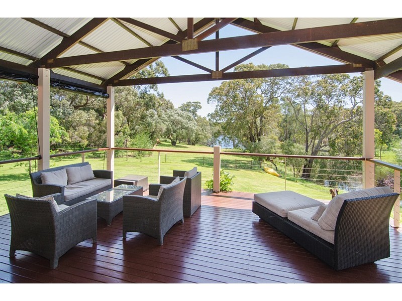 400 Roxburgh Road, Margaret River WA 6285