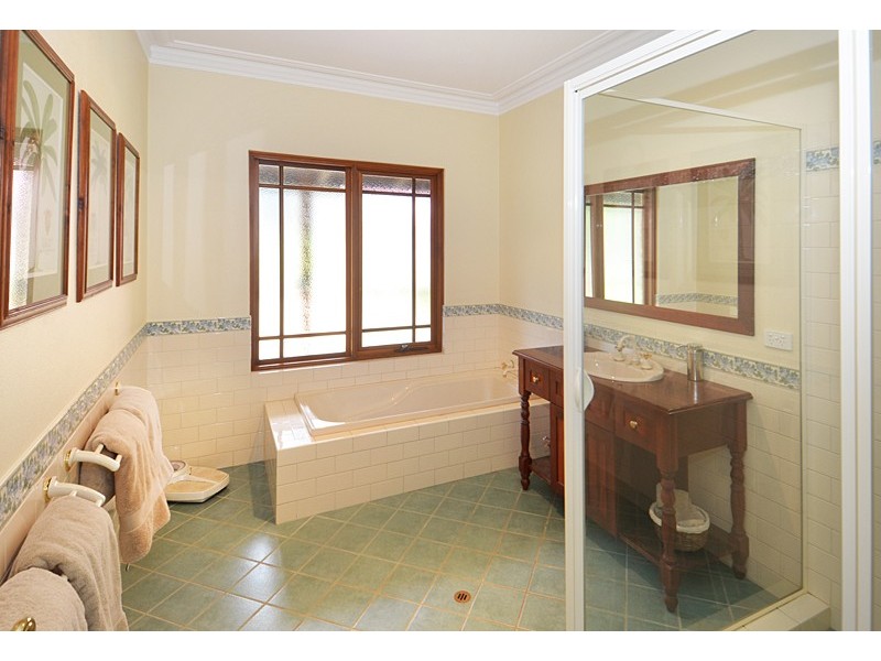 400 Roxburgh Road, Margaret River WA 6285