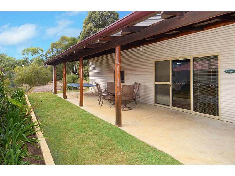 400 Roxburgh Road, Margaret River WA 6285