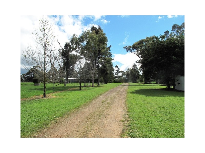 1422 Osmington Road, Osmington WA 6285