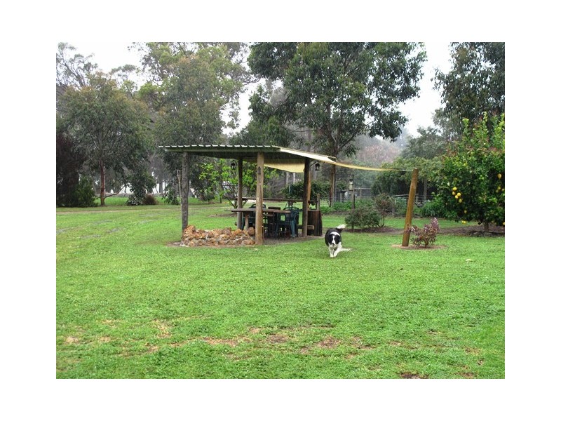 1422 Osmington Road, Osmington WA 6285