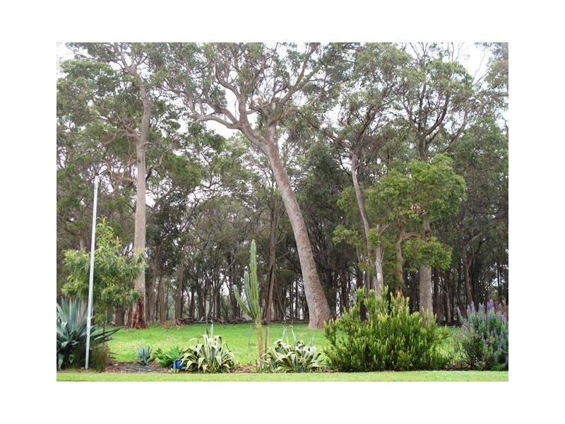 1422 Osmington Road, Osmington WA 6285