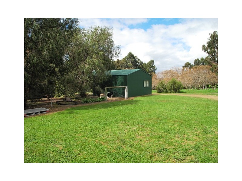 1422 Osmington Road, Osmington WA 6285