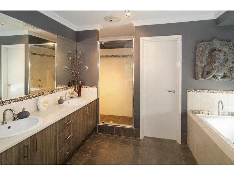 30 Provincia Parade, Yalyalup WA 6280
