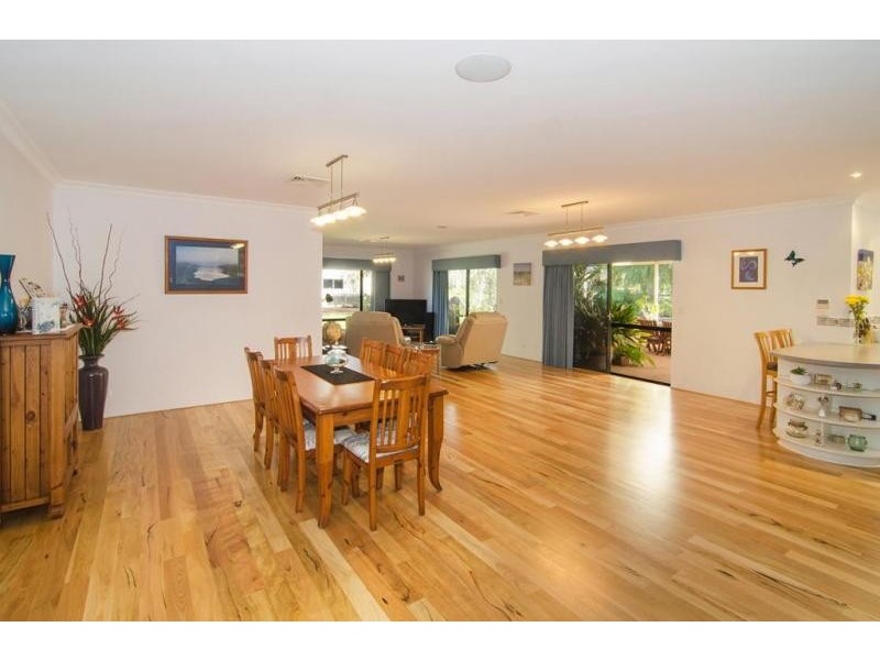 14 Angus Close, Bovell WA 6280