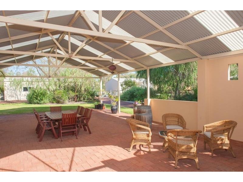 14 Angus Close, Bovell WA 6280