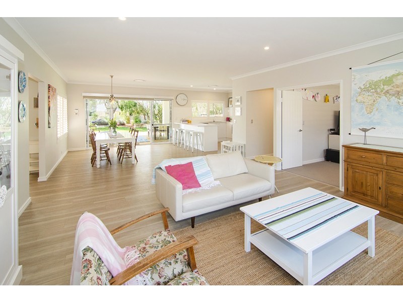 2 Monash Way, Abbey WA 6280