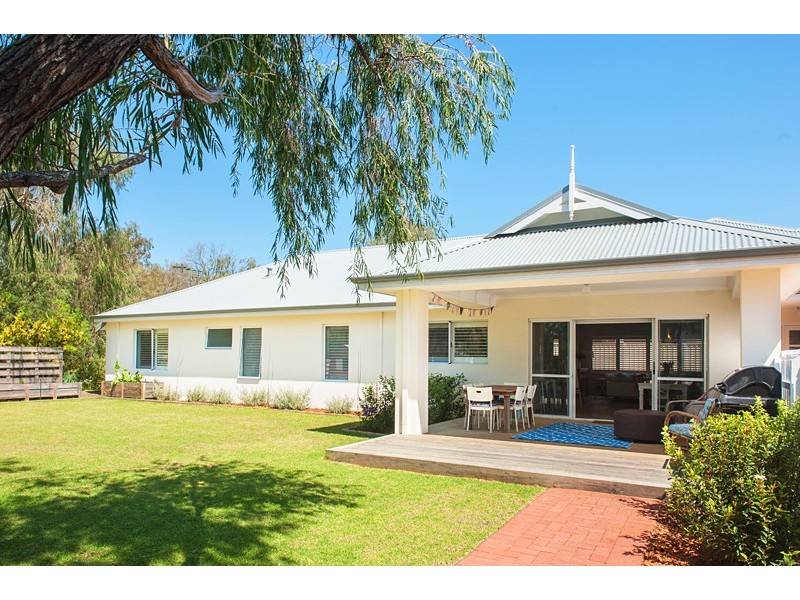 2 Monash Way, Abbey WA 6280