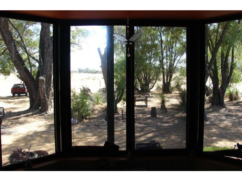 730 Capel Tutunup Road, Tutunup WA 6280