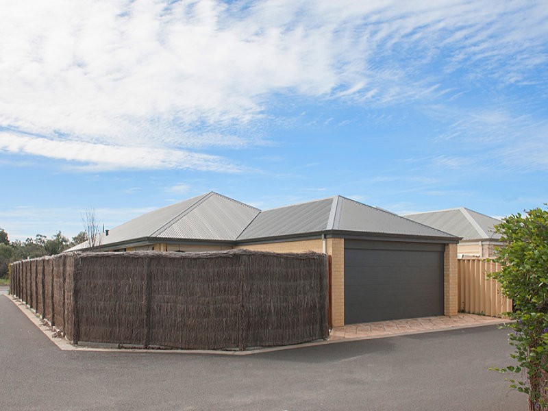 64 Joseph Drive, Yalyalup WA 6280