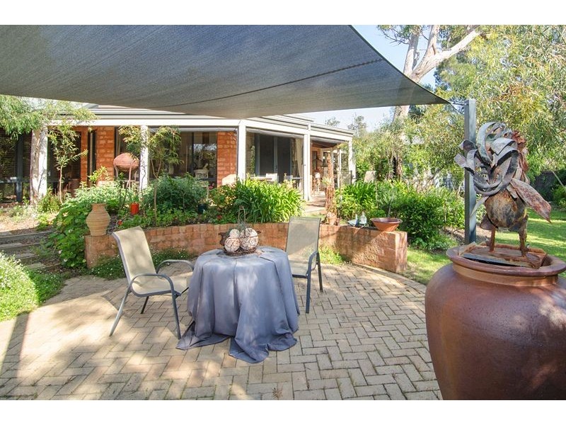 1 Hansen Street, Dunsborough WA 6281