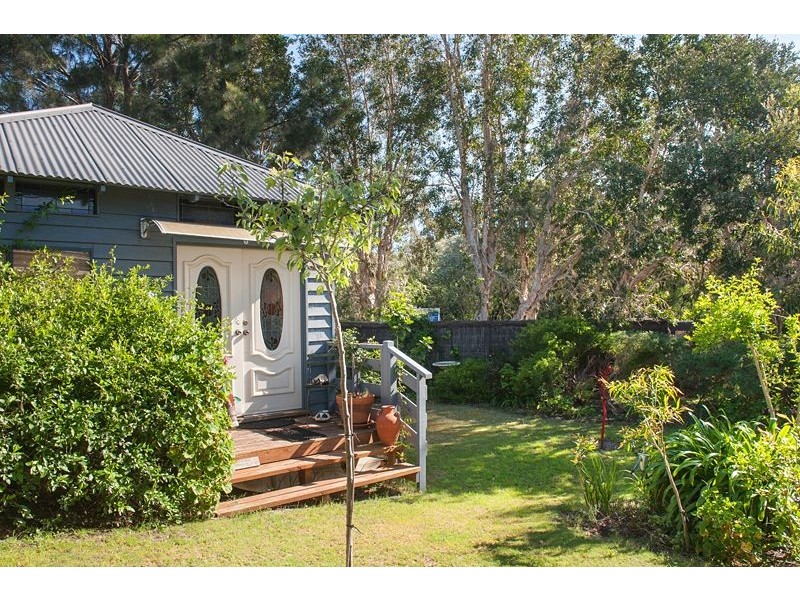 1 Hansen Street, Dunsborough WA 6281