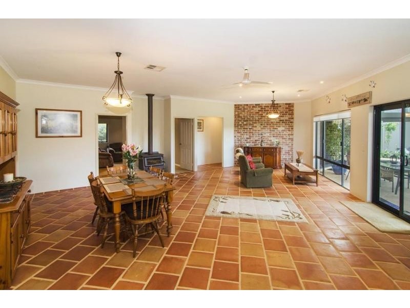 51 Country Road, Bovell WA 6280