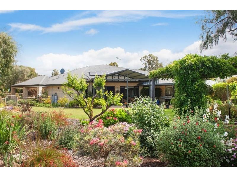 51 Country Road, Bovell WA 6280