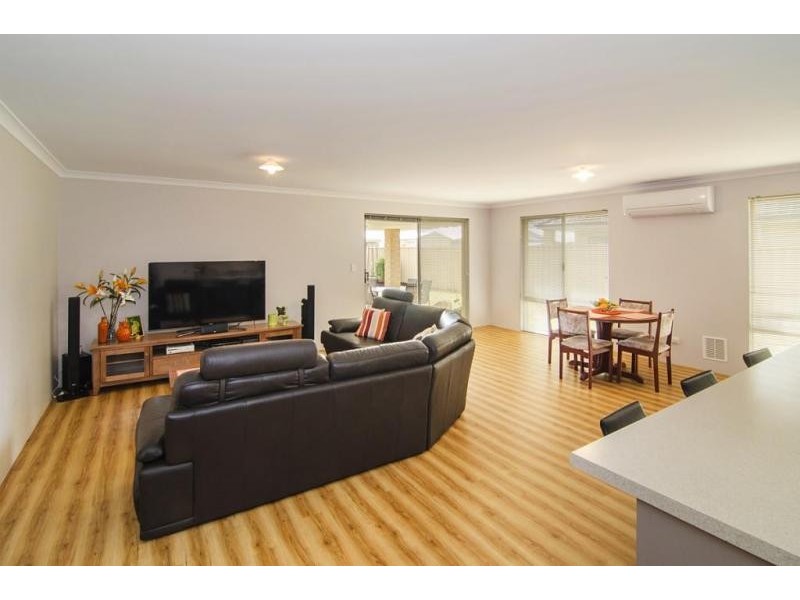 20 Mistral Bend, Yalyalup WA 6280