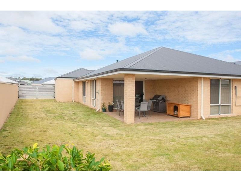 20 Mistral Bend, Yalyalup WA 6280