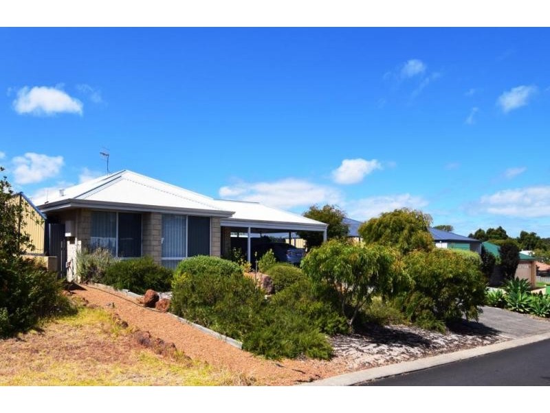11 Dibbler Street, Margaret River WA 6285