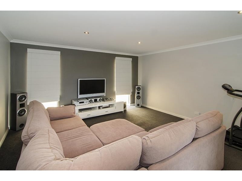 27 Amiro Street, Dunsborough WA 6281