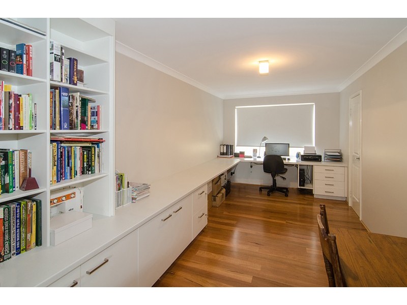 27 Amiro Street, Dunsborough WA 6281