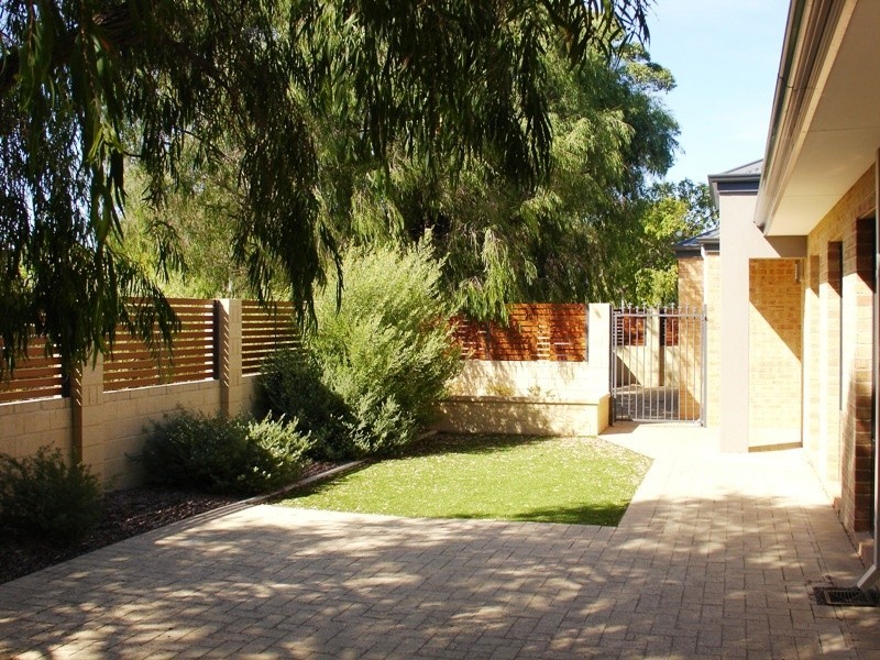 2 Bay View Street, West Busselton WA 6280