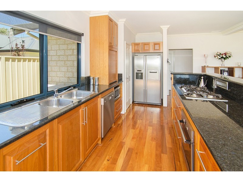 25 Amiro Street, Dunsborough WA 6281