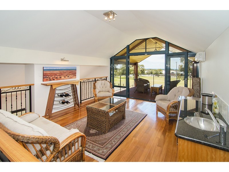 25 Amiro Street, Dunsborough WA 6281