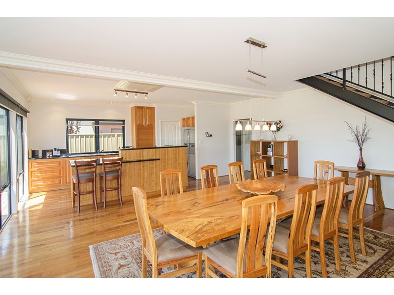25 Amiro Street, Dunsborough WA 6281