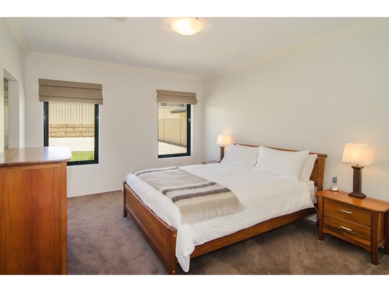25 Amiro Street, Dunsborough WA 6281