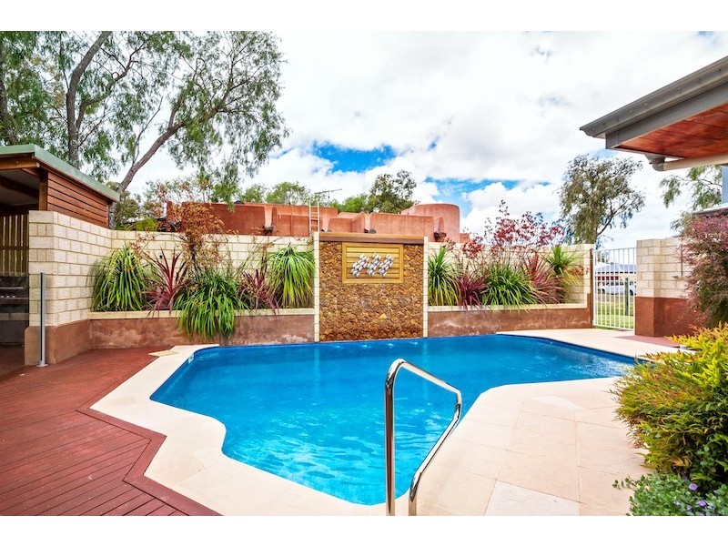 9 Lincoln Street, Abbey WA 6280