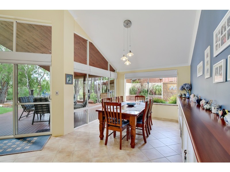 9 Lincoln Street, Abbey WA 6280