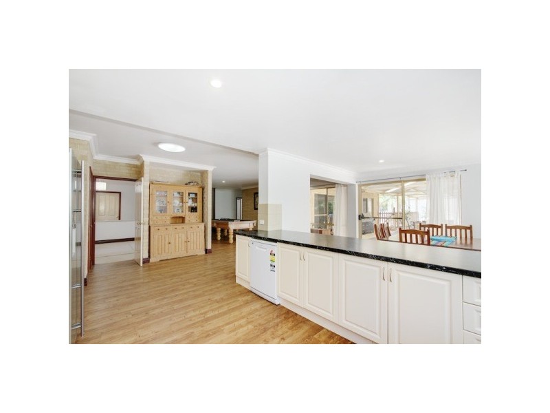 46 Kalgaritch Avenue, West Busselton WA 6280